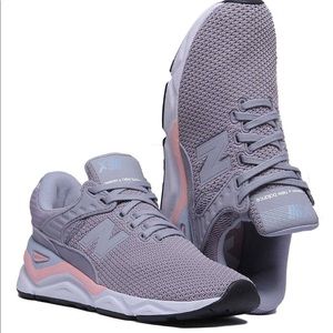 New balance tennis shoes